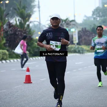 Runner Photo 7265324