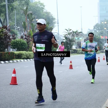 Runner Photo 7265392