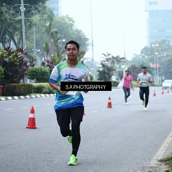 Runner Photo 7265398