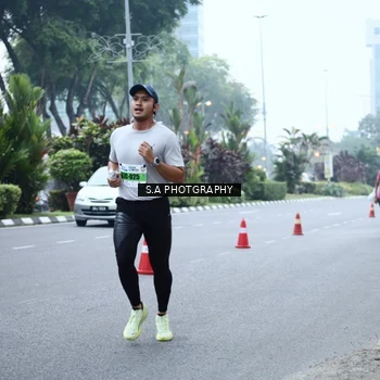 Runner Photo 7265524