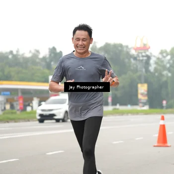 Runner Photo 7265545