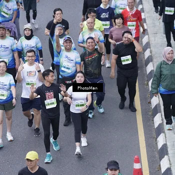 Runner Photo 7265550