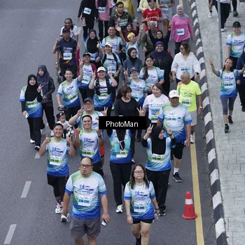 Runner Photo 7265740