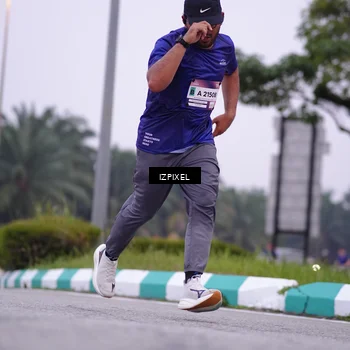 Runner Photo 7265755