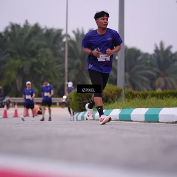 Runner Photo 7265778