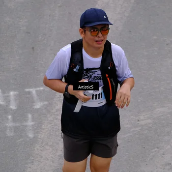 Runner Photo 7265888