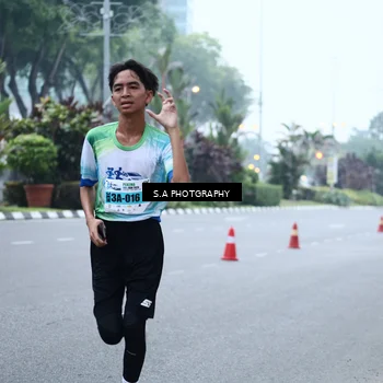 Runner Photo 7265986