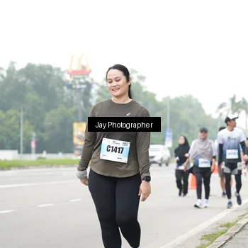 Runner Photo 7266100