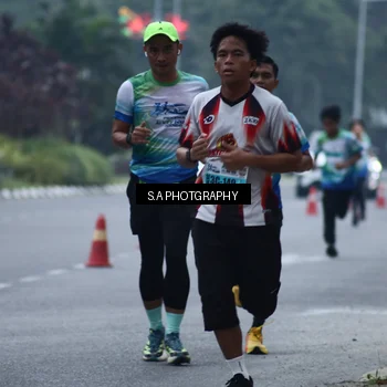 Runner Photo 7266212