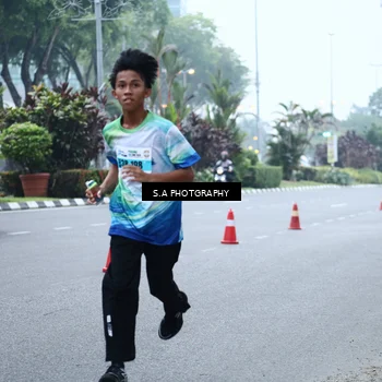 Runner Photo 7266430