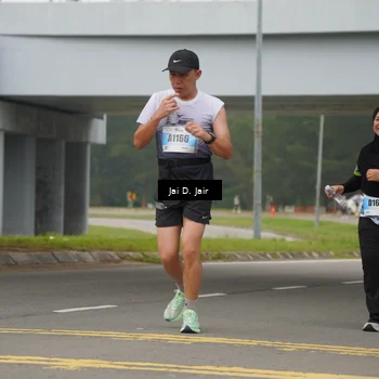Runner Photo 7266534