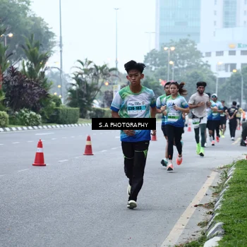 Runner Photo 7266797