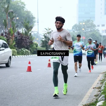 Runner Photo 7266873