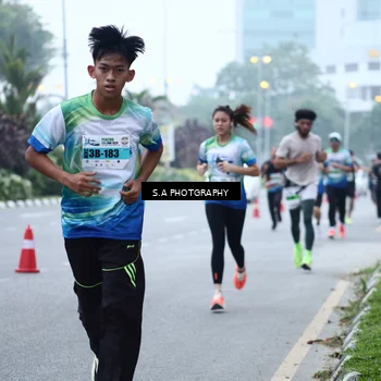 Runner Photo 7266956