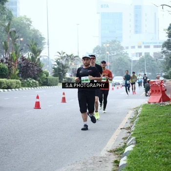 Runner Photo 7267096