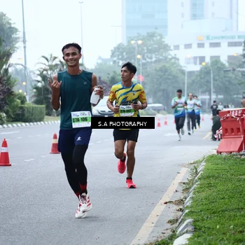 Runner Photo 7267392