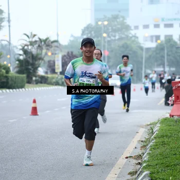 Runner Photo 7267446
