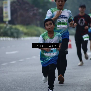 Runner Photo 7267557