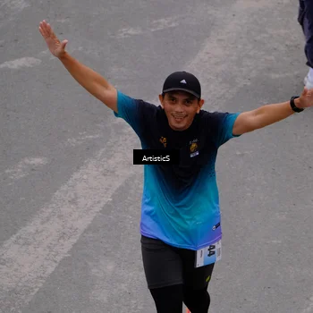 Runner Photo 7267800