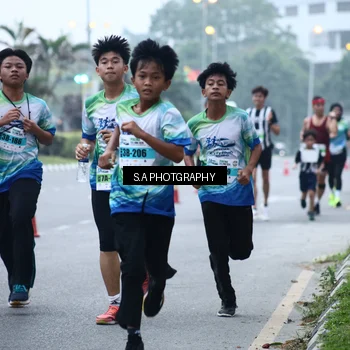 Runner Photo 7267898