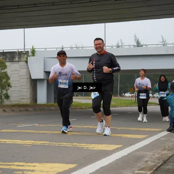 Runner Photo 7268895