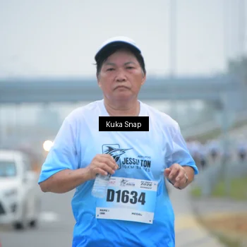 Runner Photo 7268944