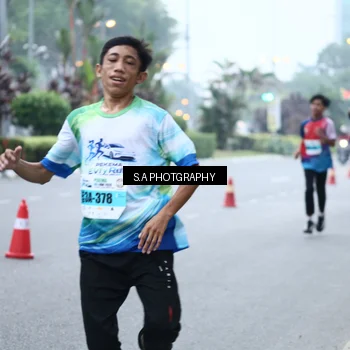 Runner Photo 7270001