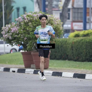 Runner Photo 7270007