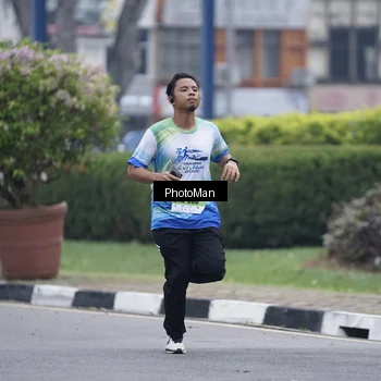 Runner Photo 7270046