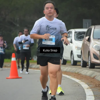 Runner Photo 7270049