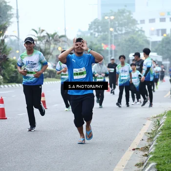 Runner Photo 7270064