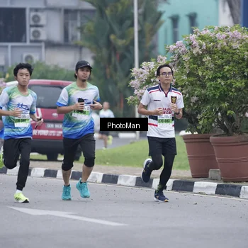 Runner Photo 7270136