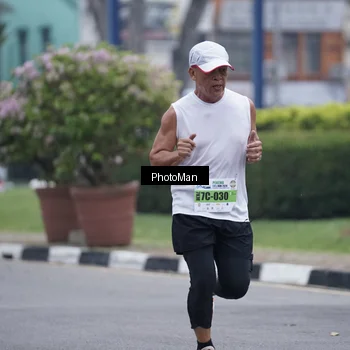 Runner Photo 7270200