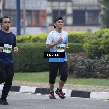 Runner Photo 7270317