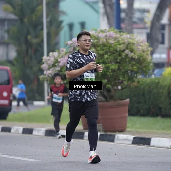 Runner Photo 7270354