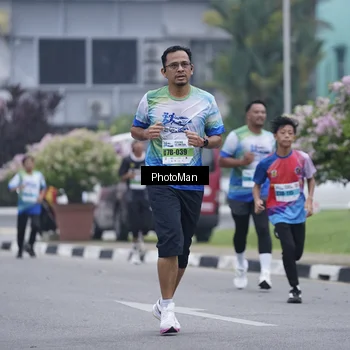 Runner Photo 7270371