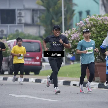Runner Photo 7270446