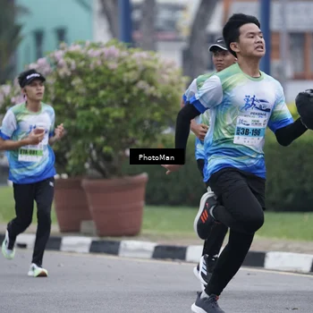 Runner Photo 7270472