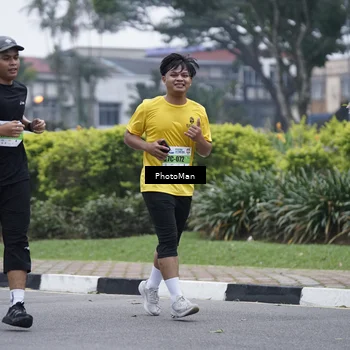 Runner Photo 7270478