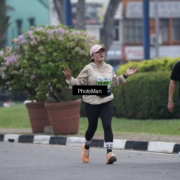 Runner Photo 7270542