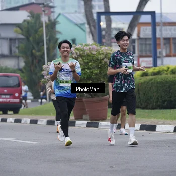 Runner Photo 7270547