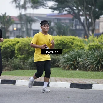 Runner Photo 7270555