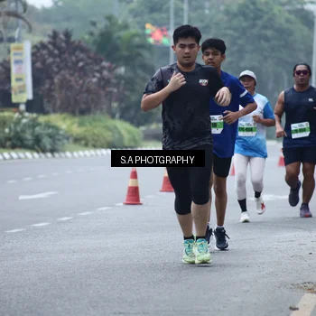 Runner Photo 7270565
