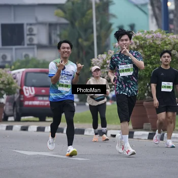 Runner Photo 7270594