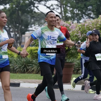 Runner Photo 7270694