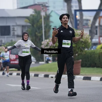 Runner Photo 7270736