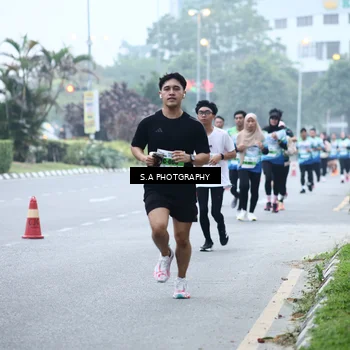 Runner Photo 7270759