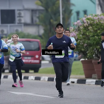 Runner Photo 7270856