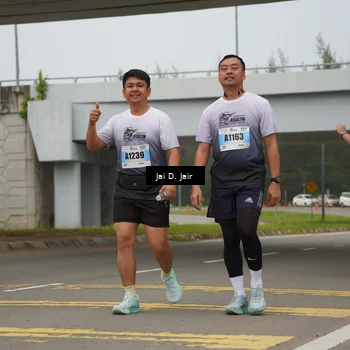 Runner Photo 7270899