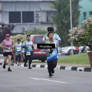 Runner Photo 7270951